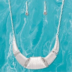 Paparazzi Going Through Phases Necklace in Silver